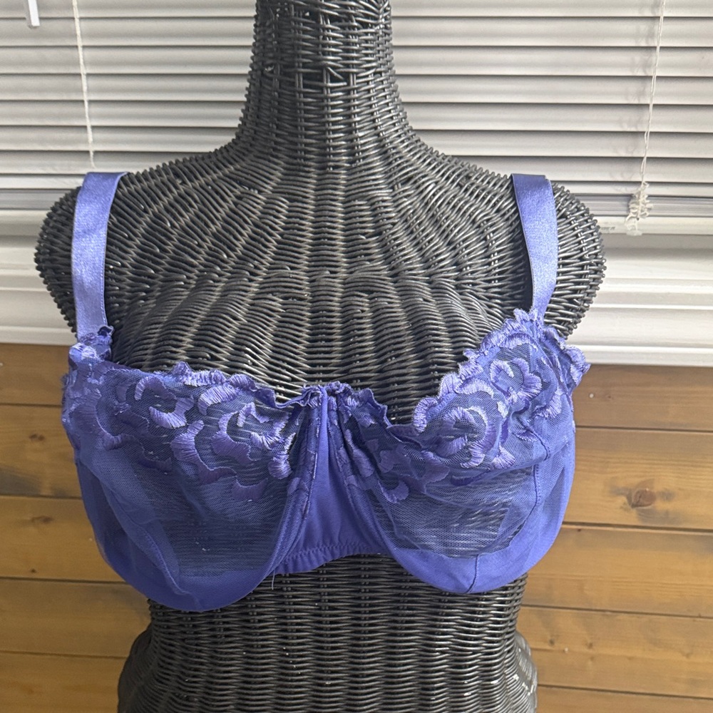 Adore Me sexy lace underwire bra